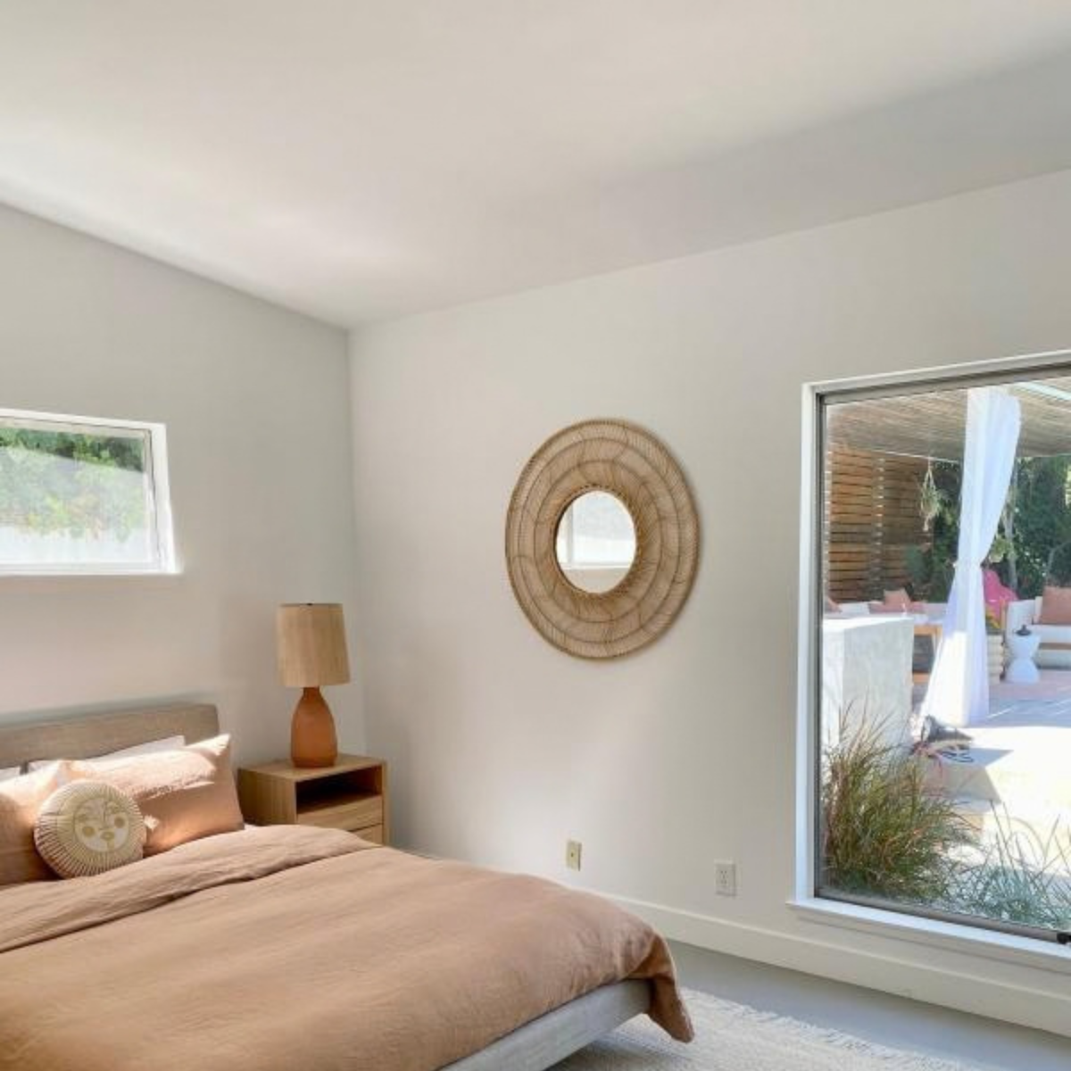 Meron Round Wall Mirror - Natural
