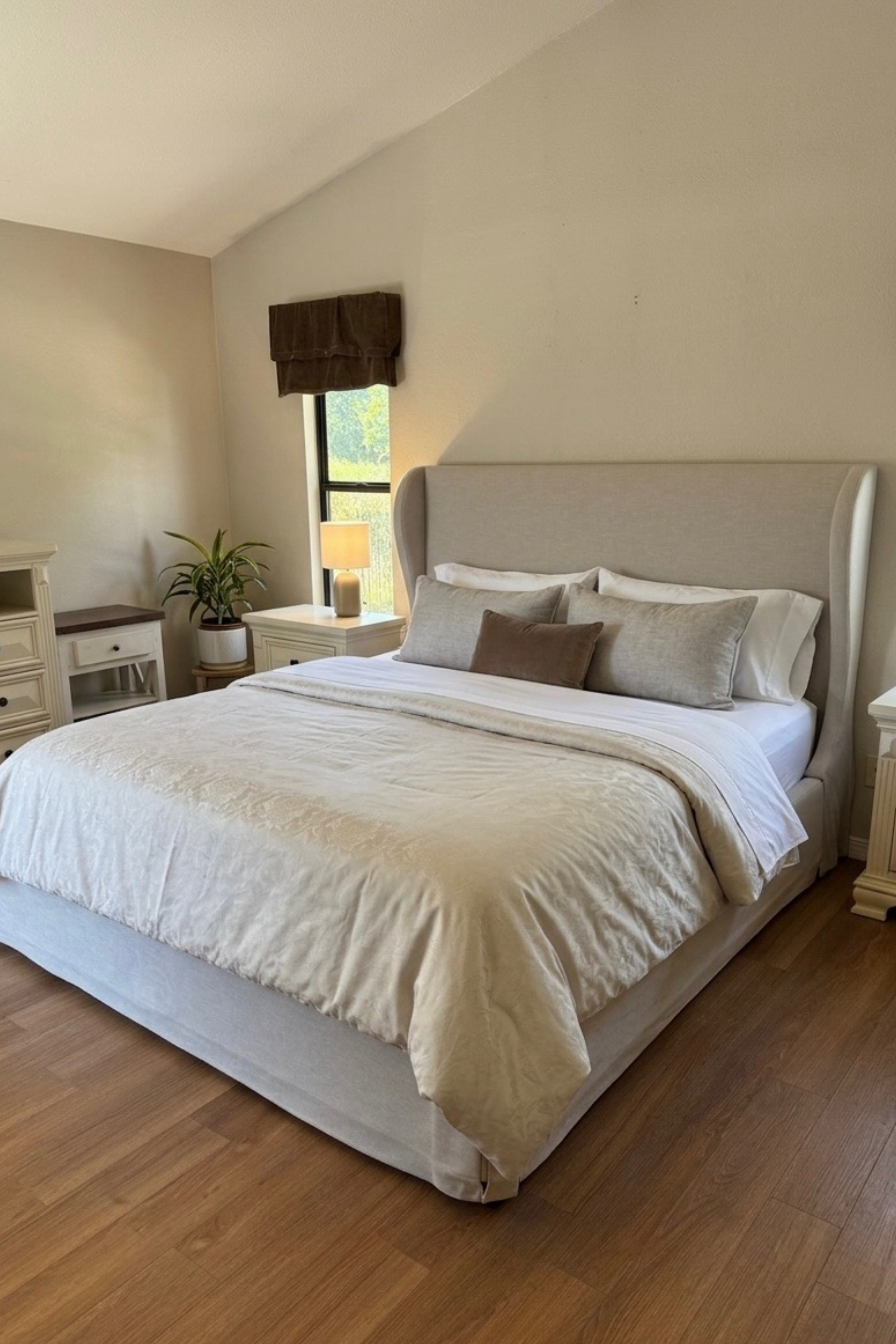 Modus Hera Upholstered Skirted Storage Panel Bed in Oatmeal