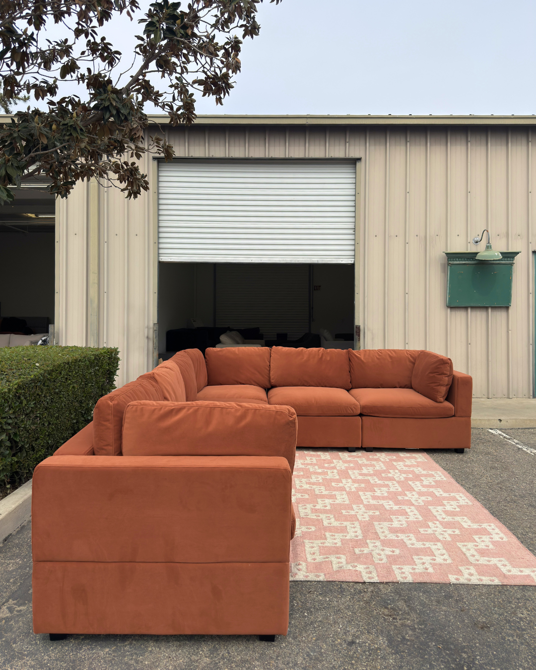 Albany Park Kova 6PC Sectional