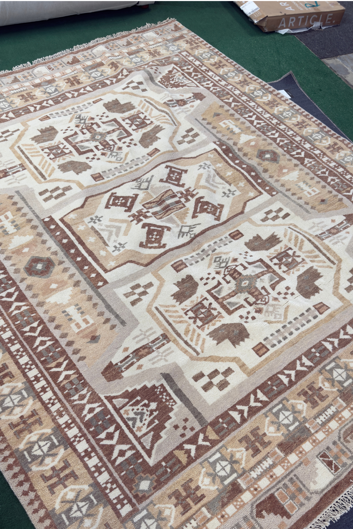 The Citizenry - Saraja Hand-Knotted Area Rug - 8x10