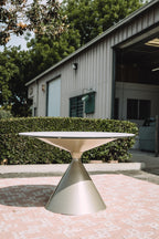 Modus Furniture Winston Round 47" Dining Table