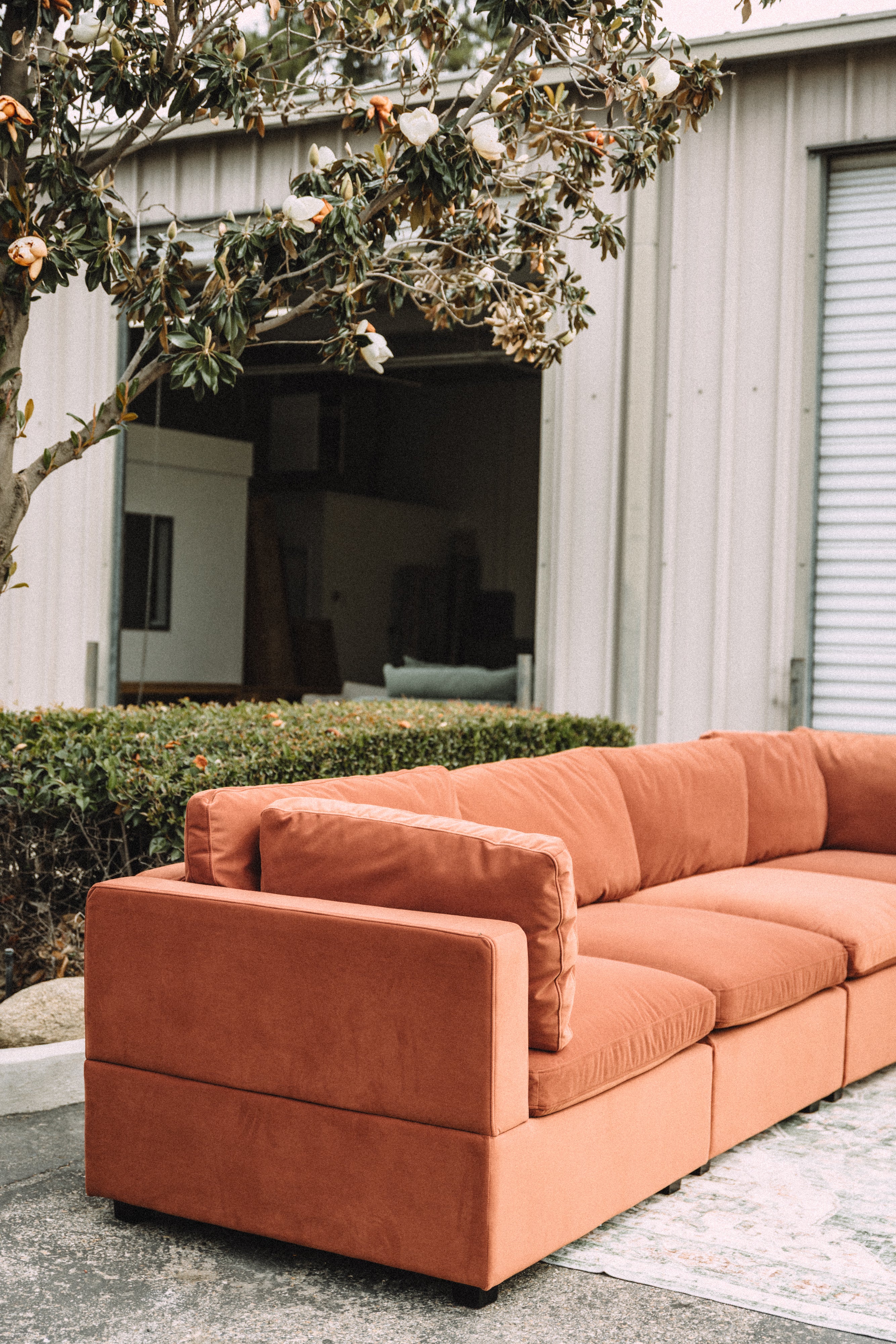 Albany Park Kova 6PC Sectional