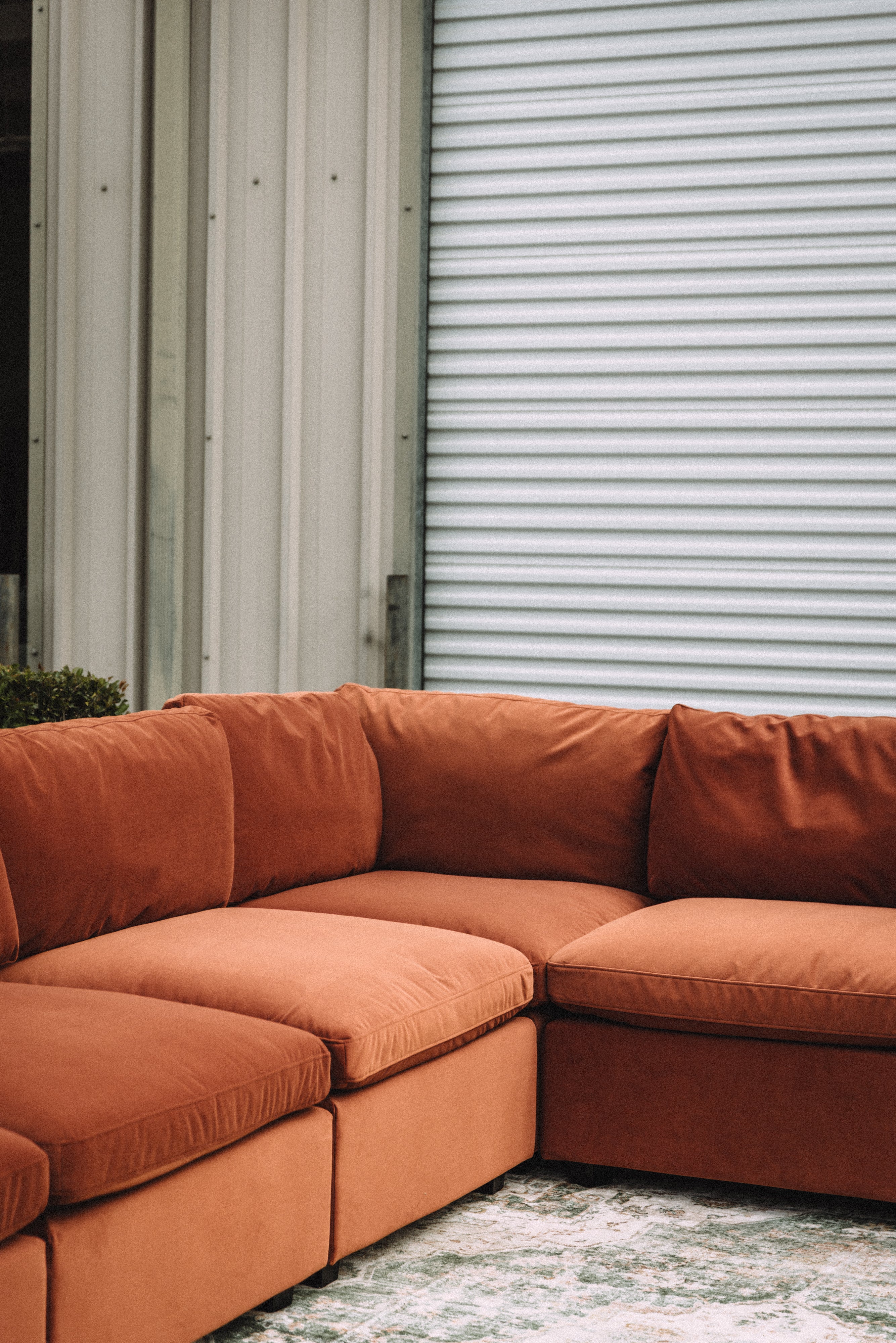 Albany Park Kova 6PC Sectional