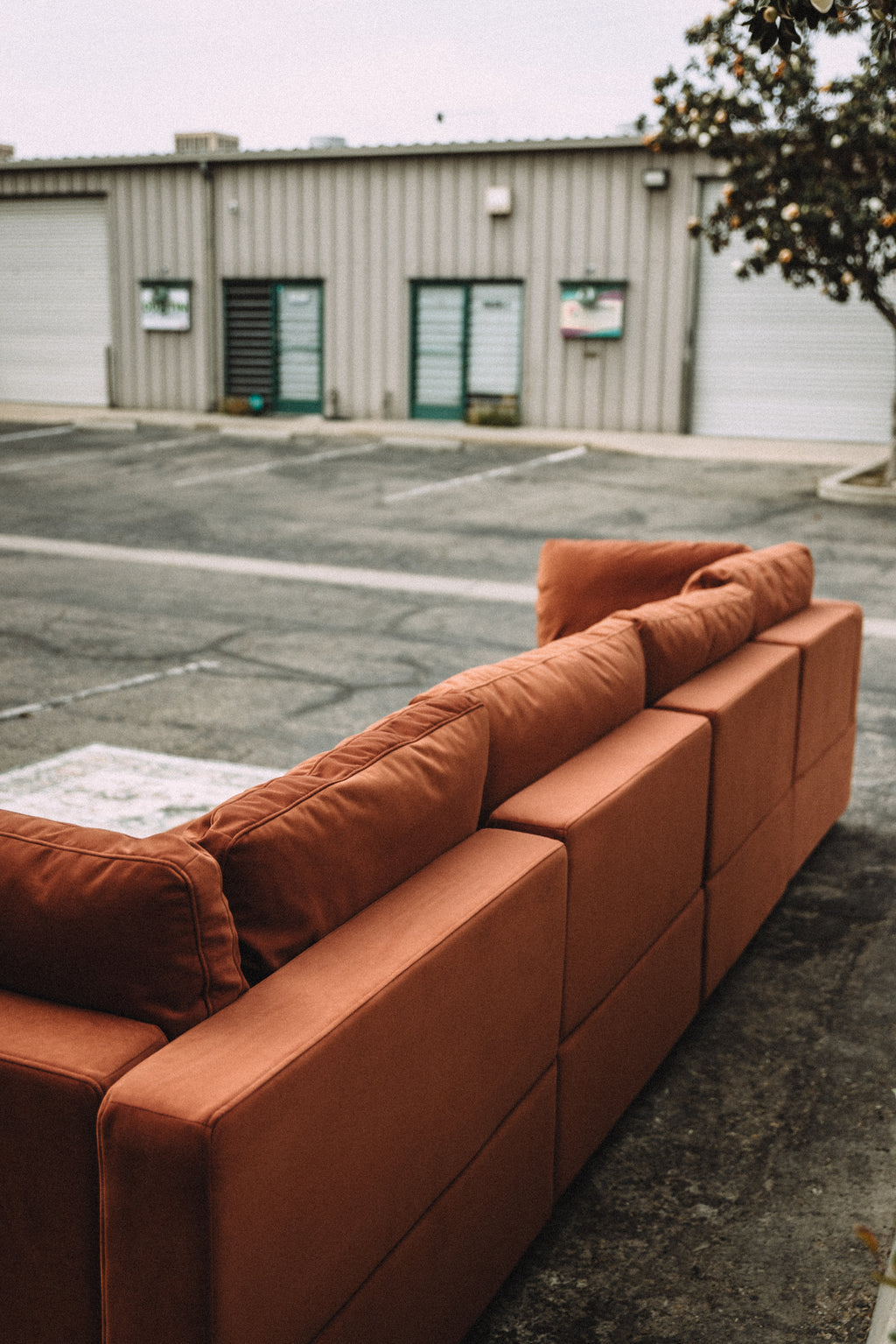 Albany Park Kova 6PC Sectional