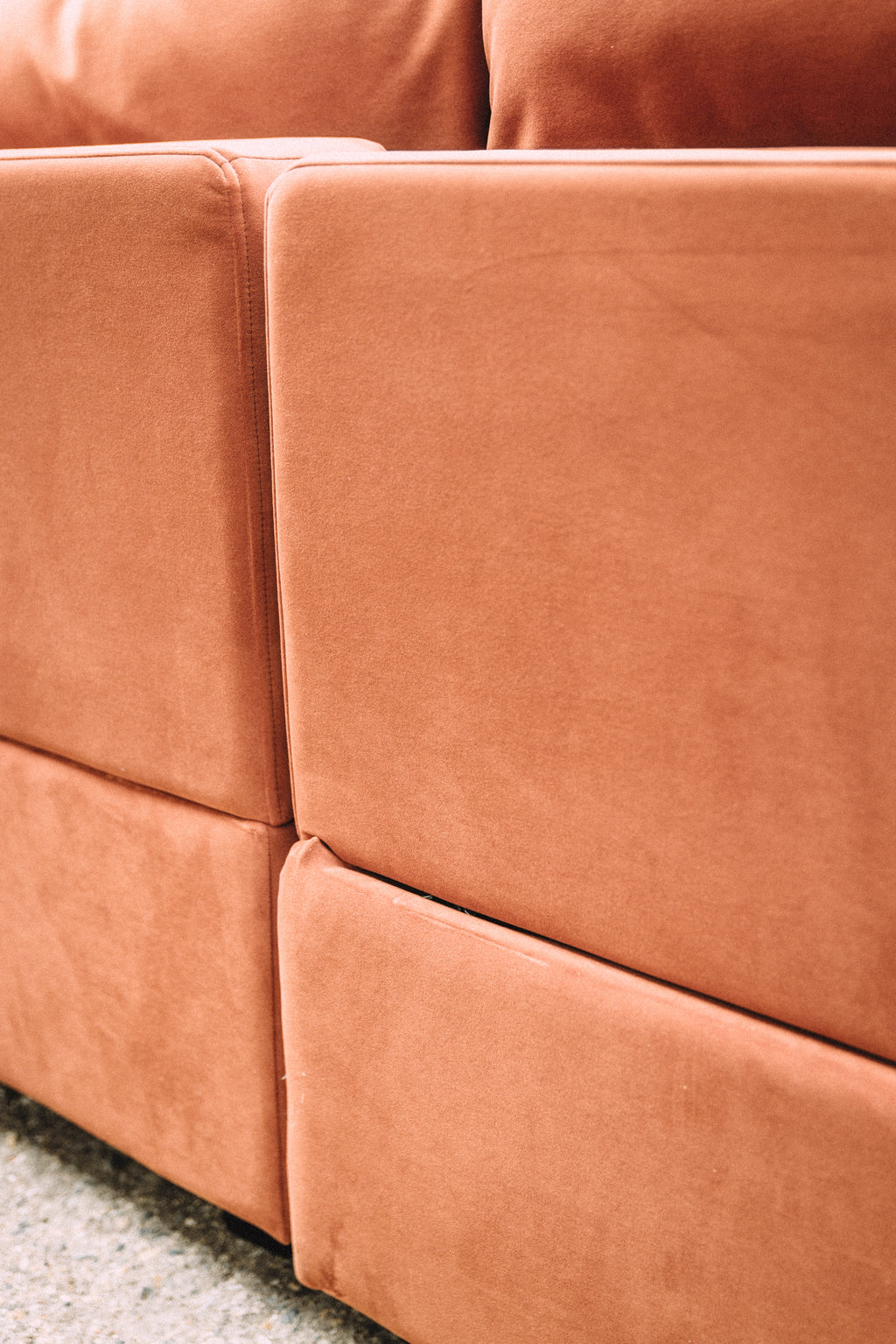 Albany Park Kova 6PC Sectional