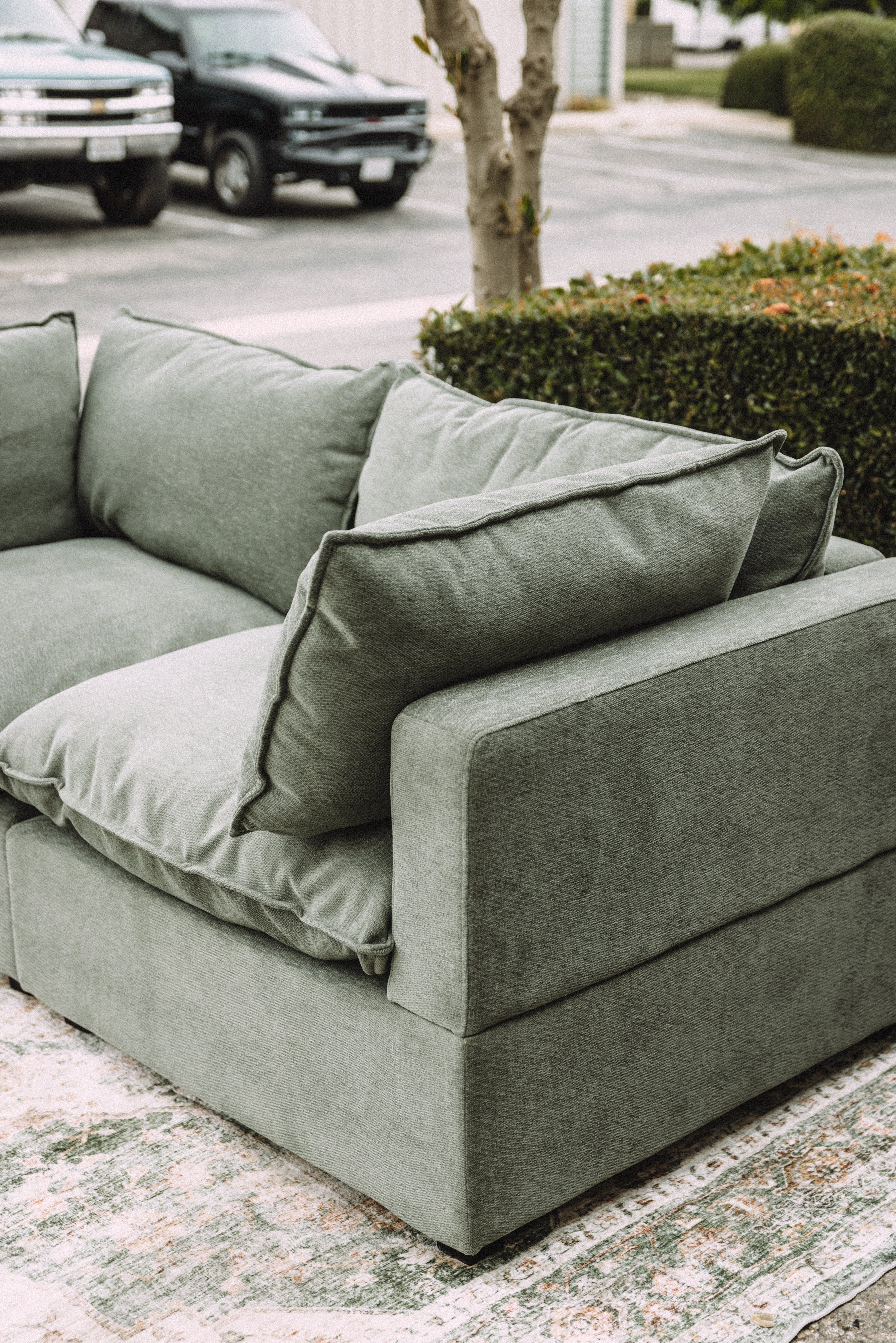 Albany Park Kova 2PC Loveseat