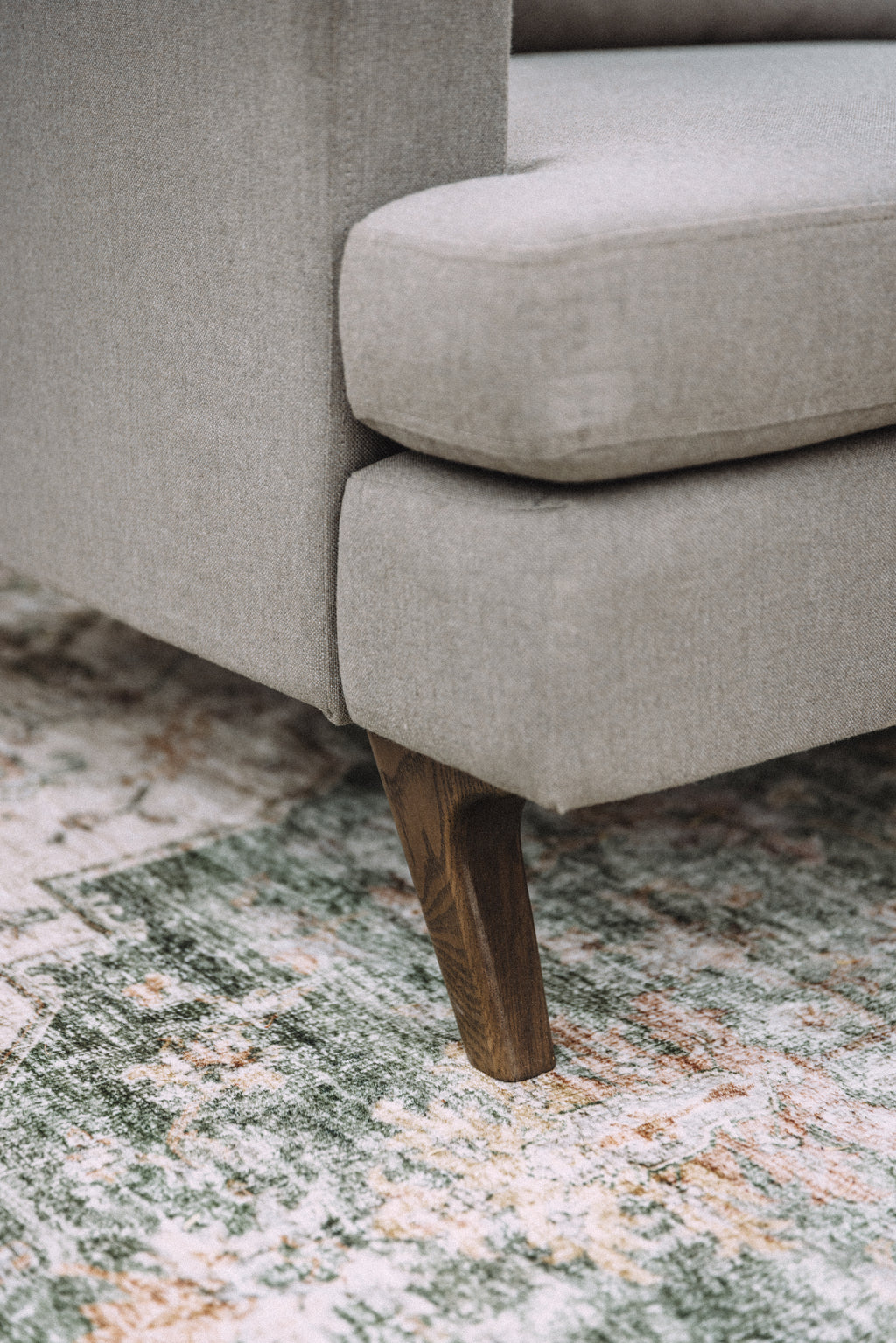 Albany Park 75" Lido Sofa