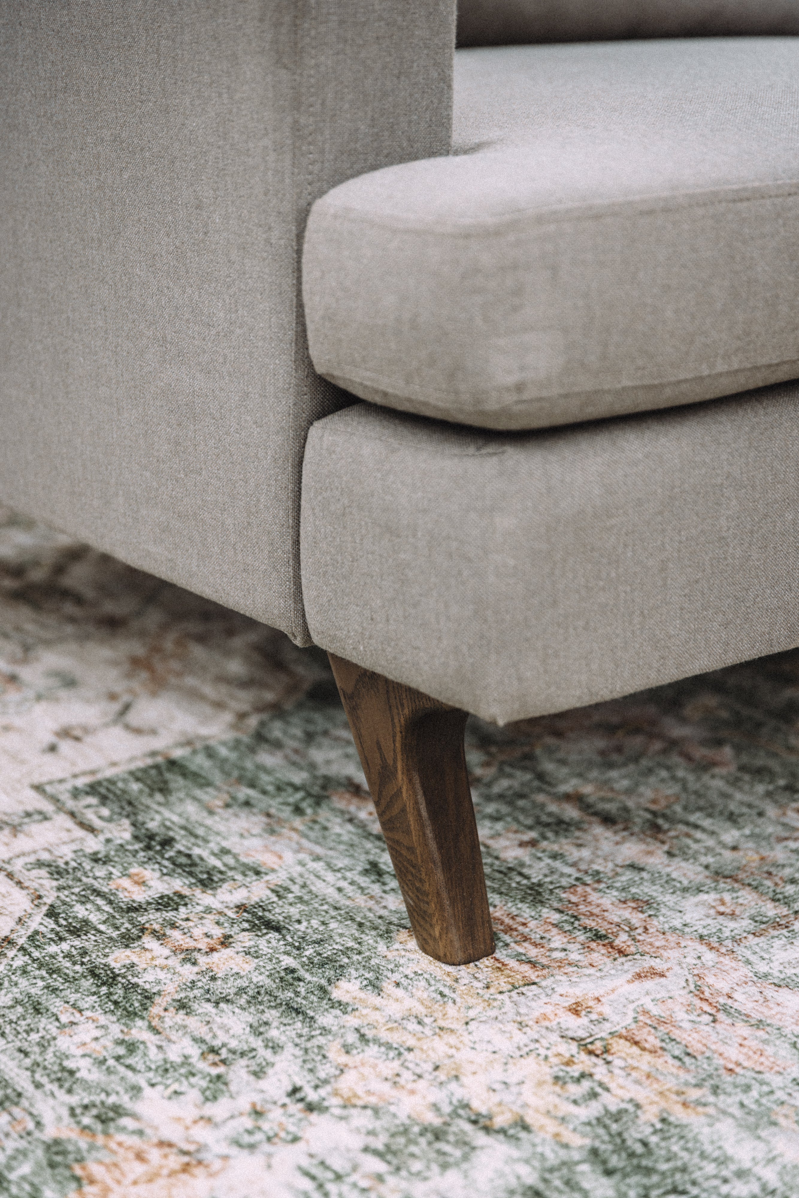 Albany Park 75" Lido Sofa