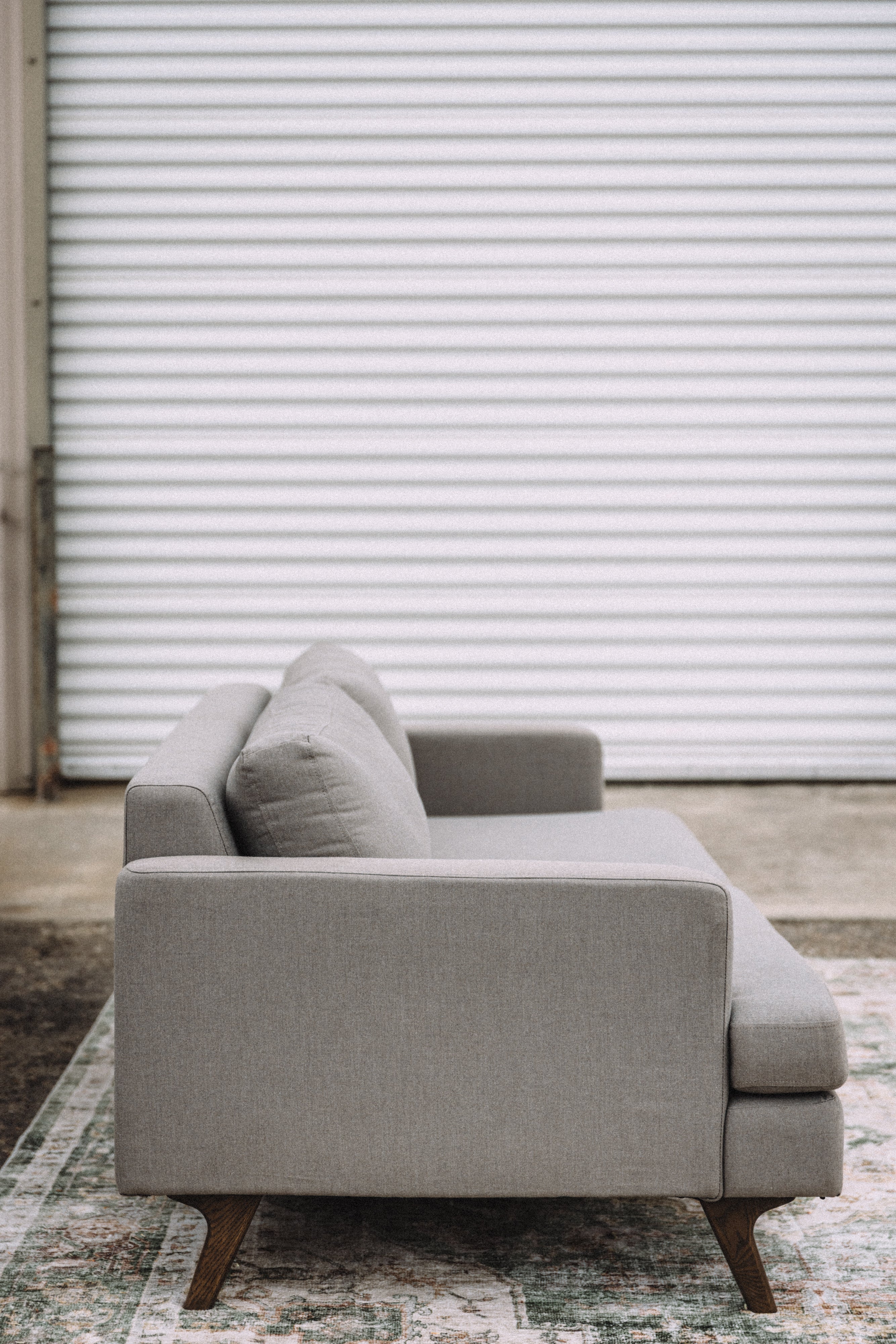 Albany Park 75" Lido Sofa