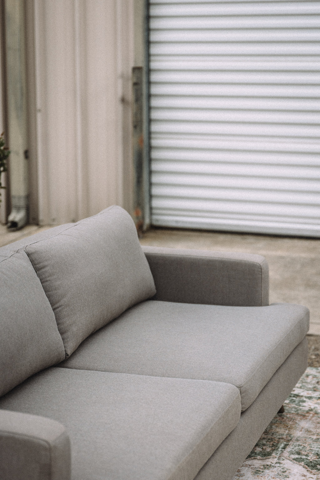 Albany Park 75" Lido Sofa