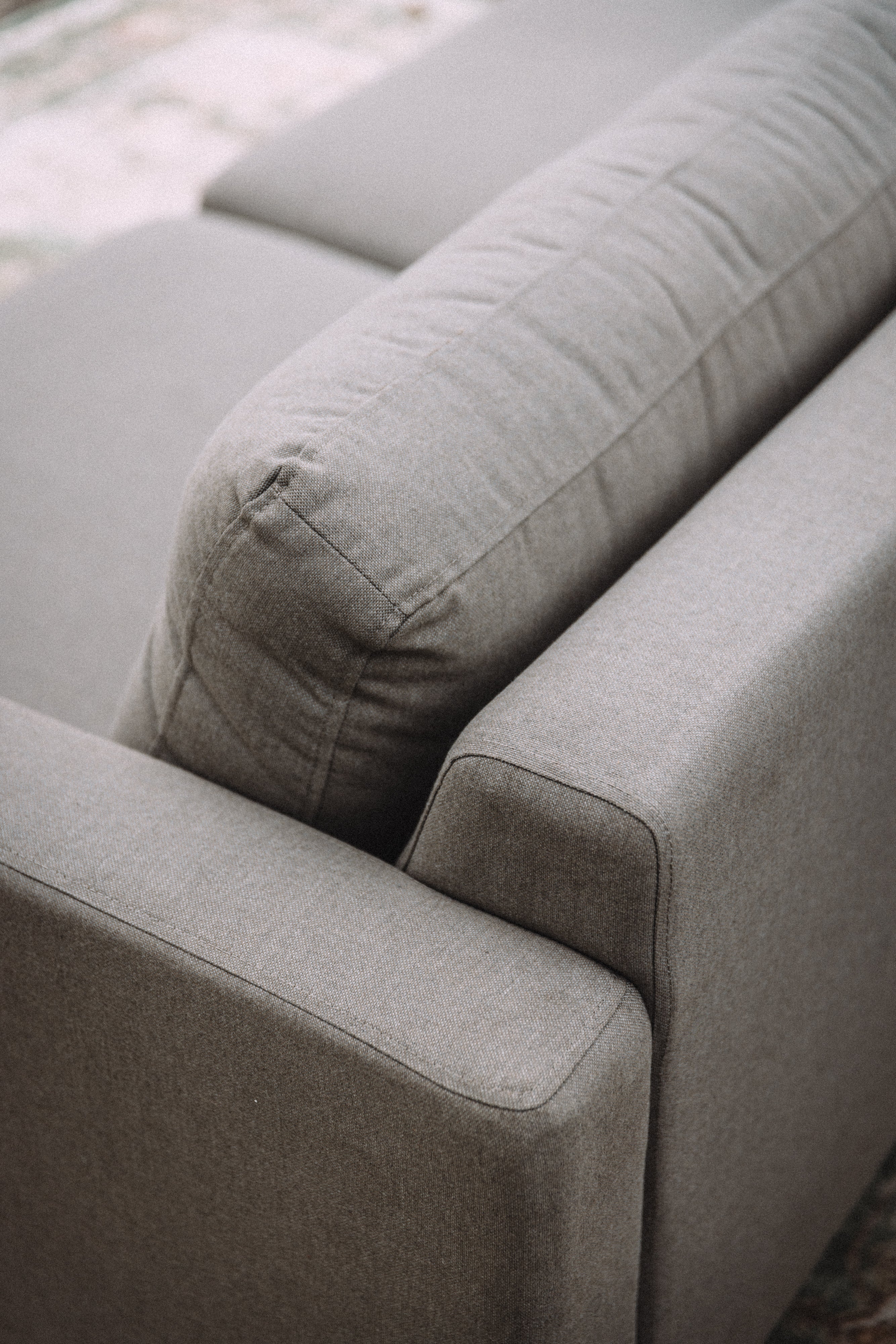 Albany Park 75" Lido Sofa