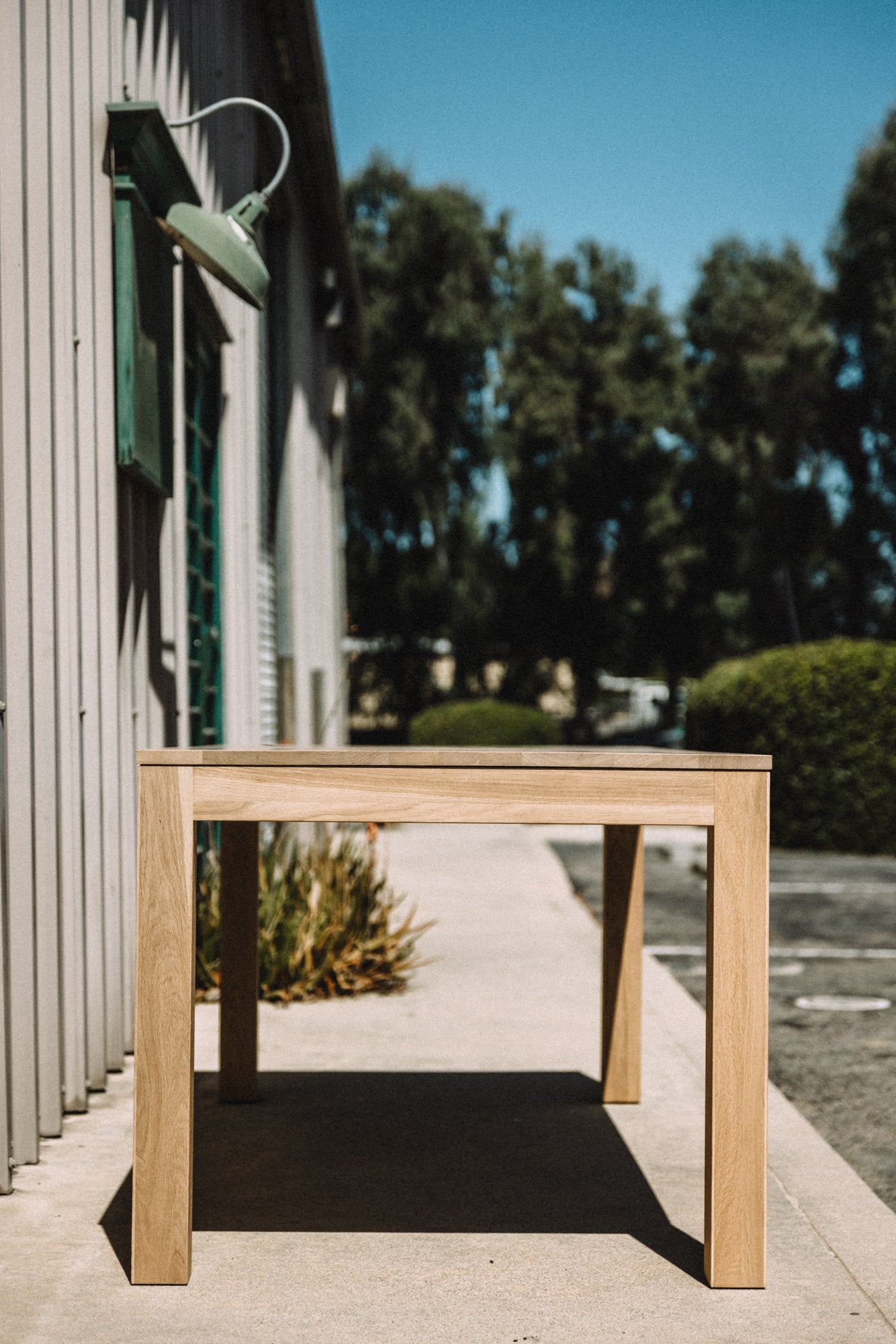 Tikamoon Eden Solid Oak Extendable Table for 6 to 10 people
