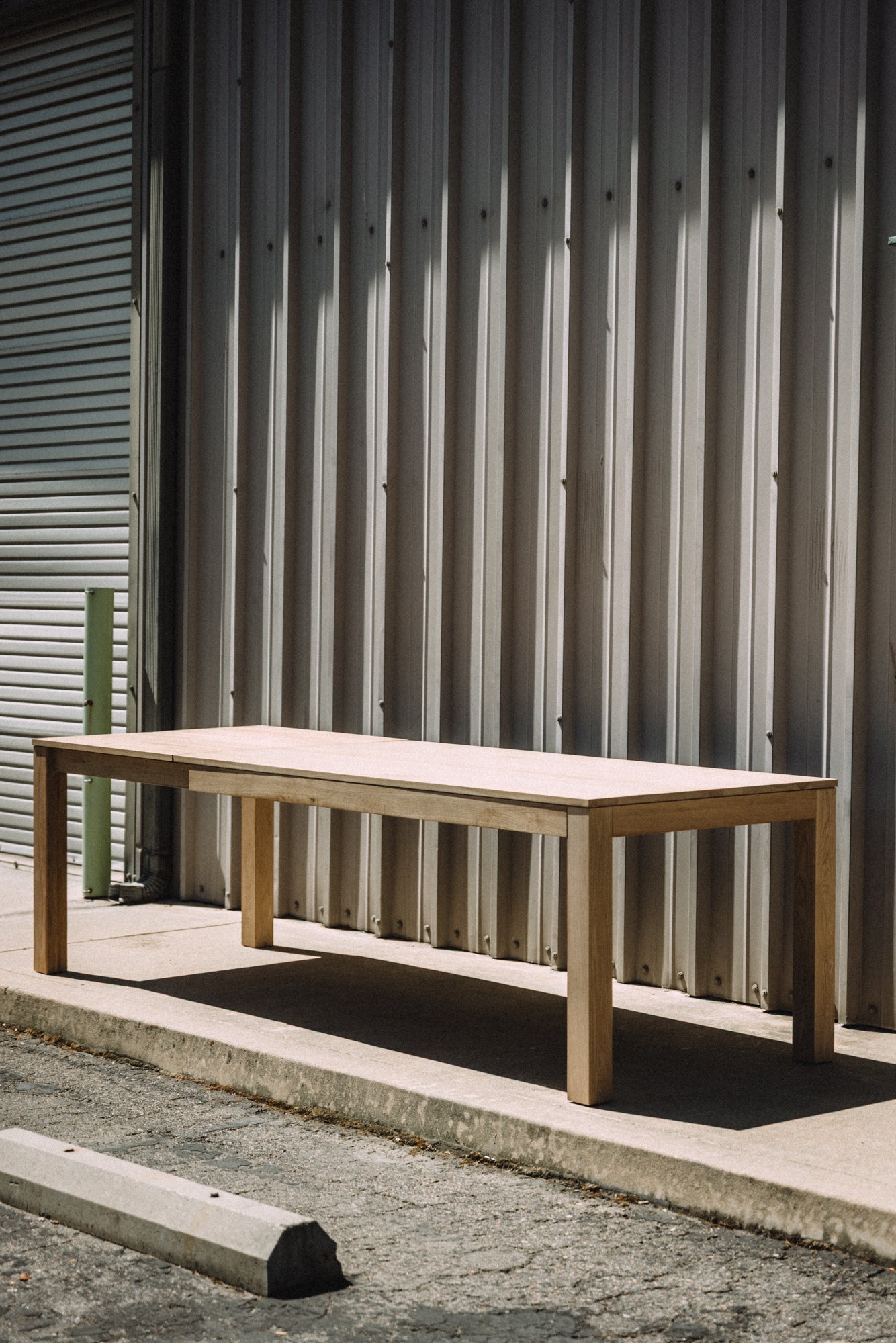 Tikamoon Eden Solid Oak Extendable Table for 6 to 10 people