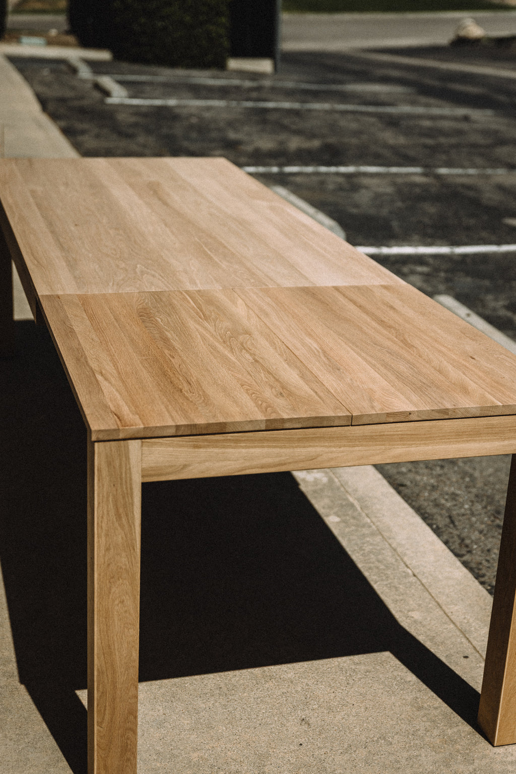 Tikamoon Eden Solid Oak Extendable Table for 6 to 10 people