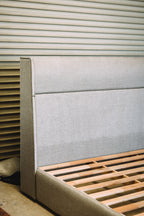 MODLOFT Bond Platform Bed King Size