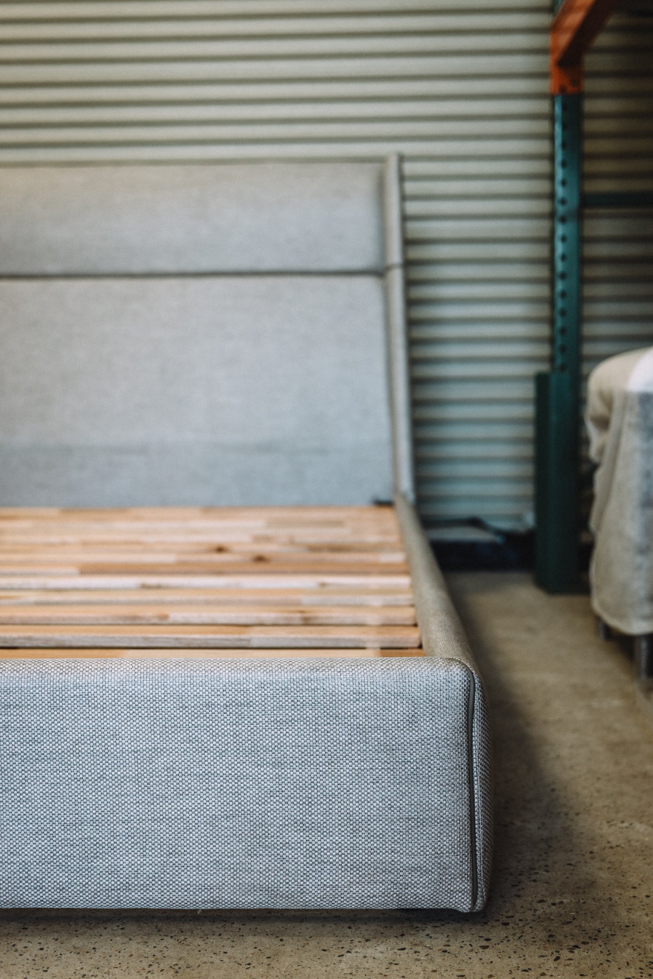 MODLOFT Bond Platform Bed King Size
