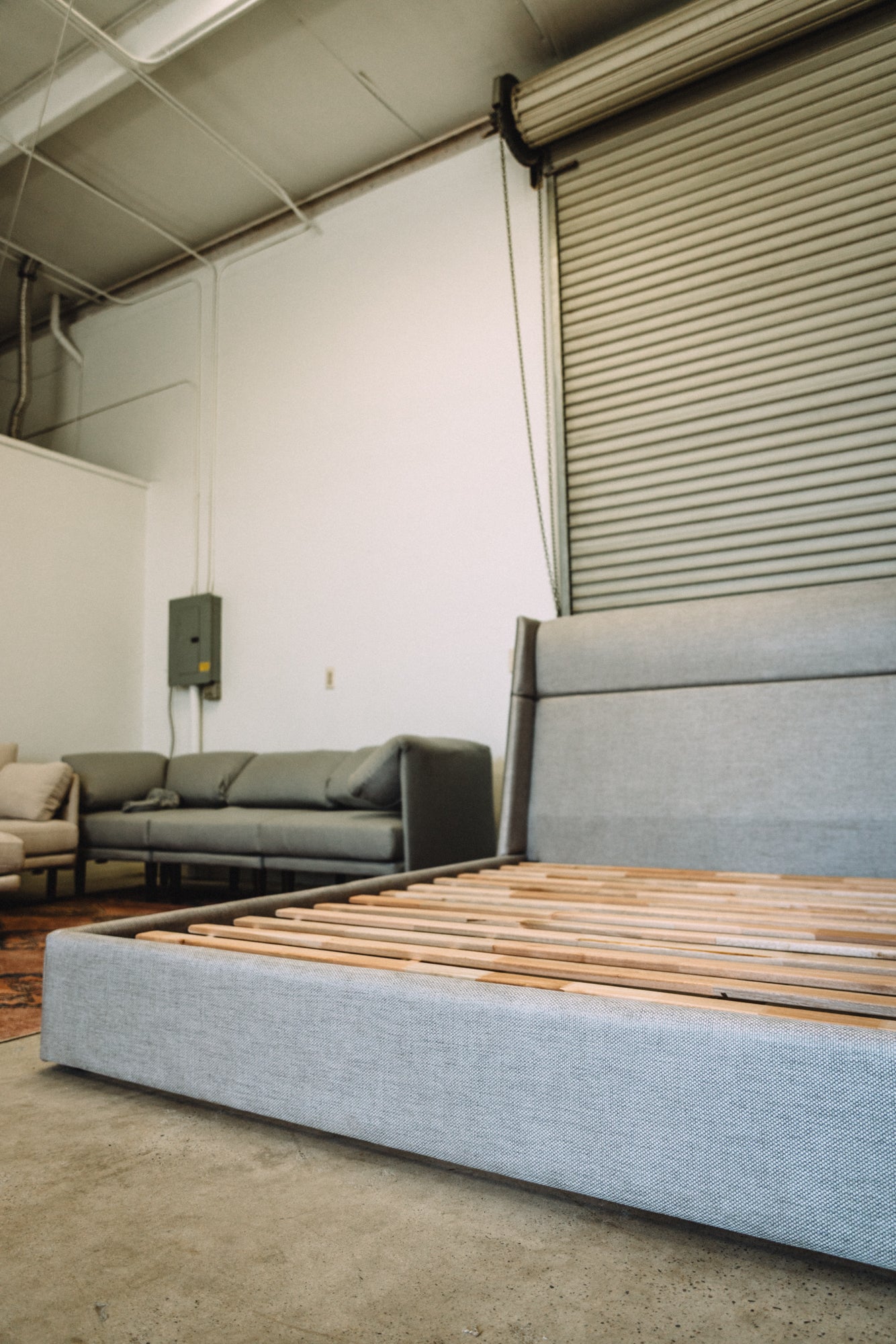 MODLOFT Bond Platform Bed King Size