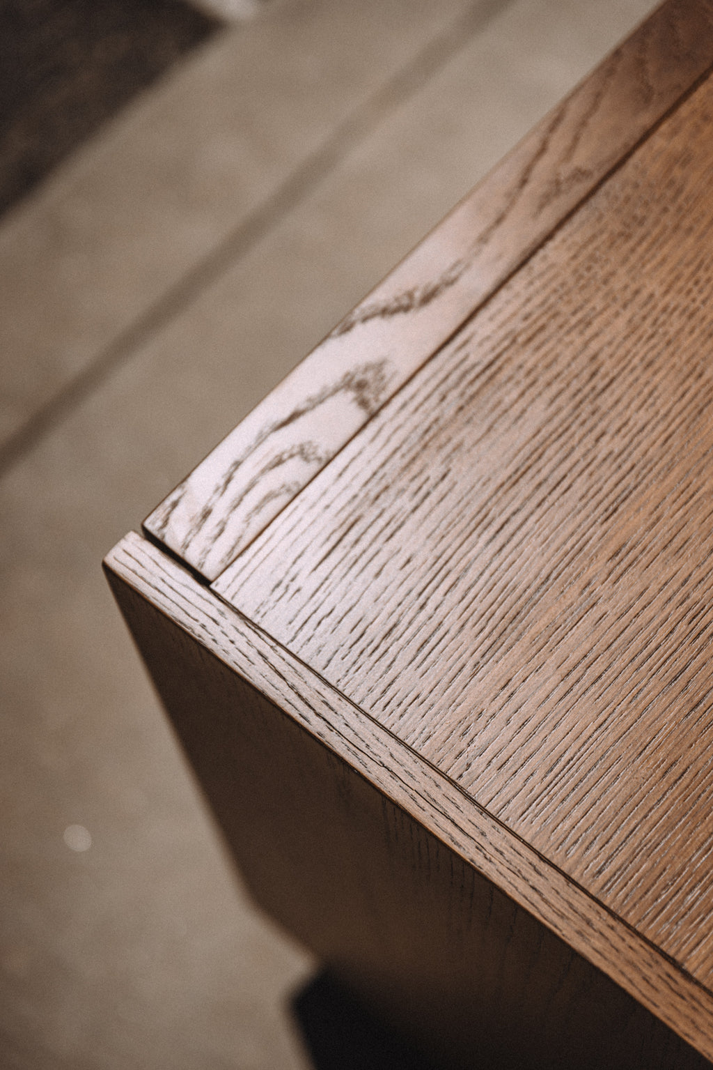 Article Kouva 2-Drawer Nightstand Smoked Oak