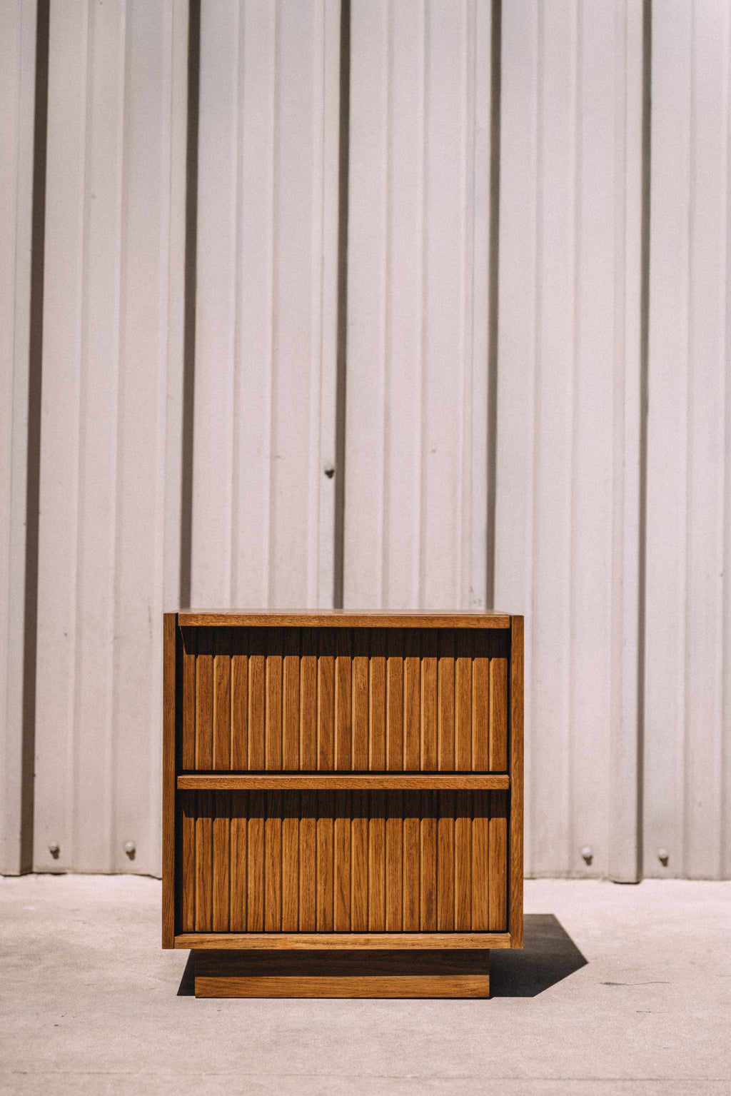 Article Kouva 2-Drawer Nightstand Smoked Oak