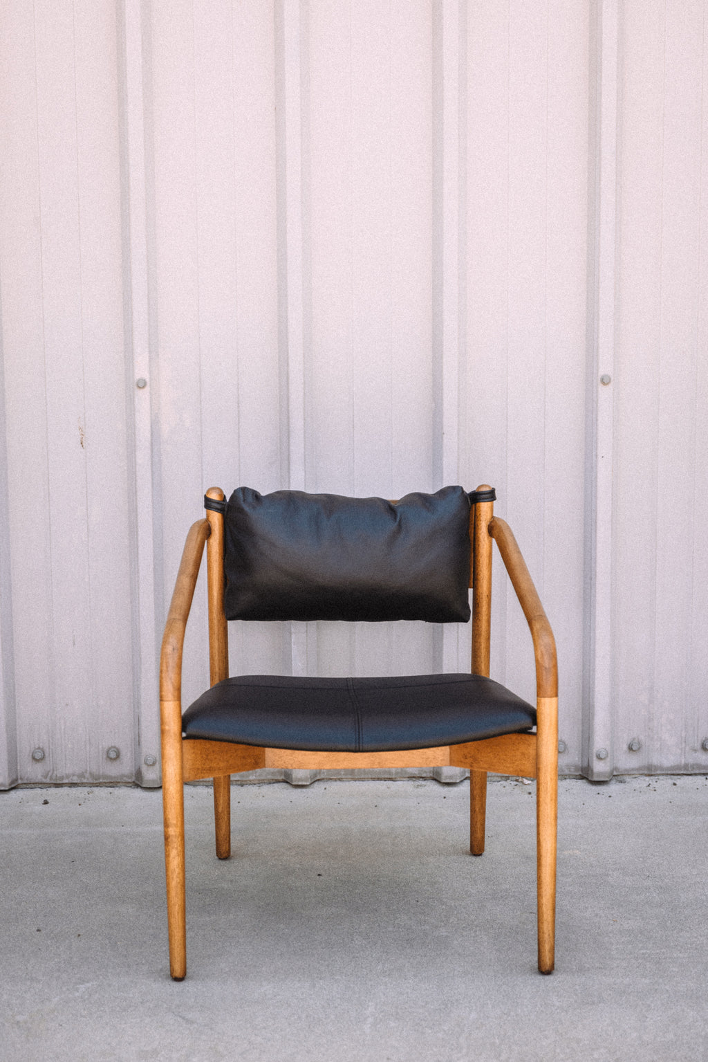 Article Lento 25" Leather Lounge Chair - Black