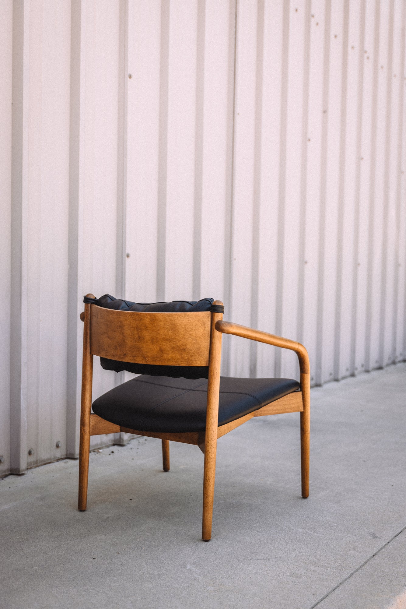 Article Lento 25" Leather Lounge Chair - Black