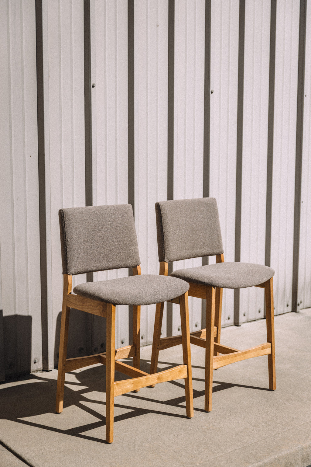 Article Nosh Counter Stool - Oak And Ratine Brown (Set of 4)