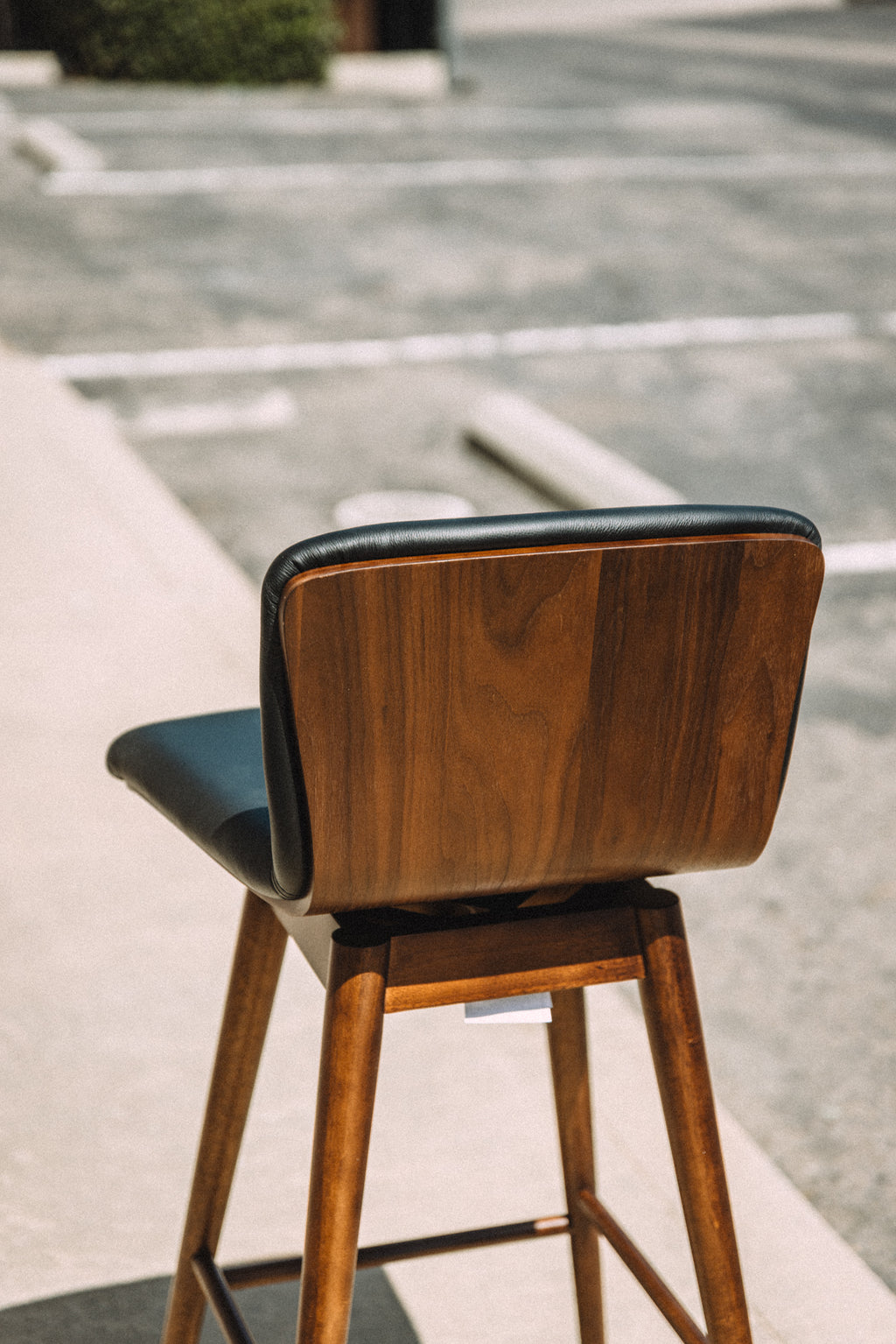 Article Sede Leather Swivel Bar Stool Walnut And Black (Set of 2)