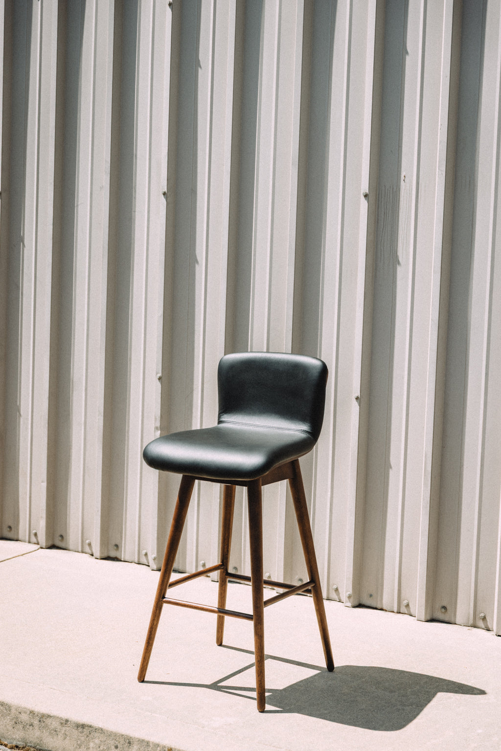 Article Sede Leather Swivel Bar Stool Walnut And Black (Set of 2)
