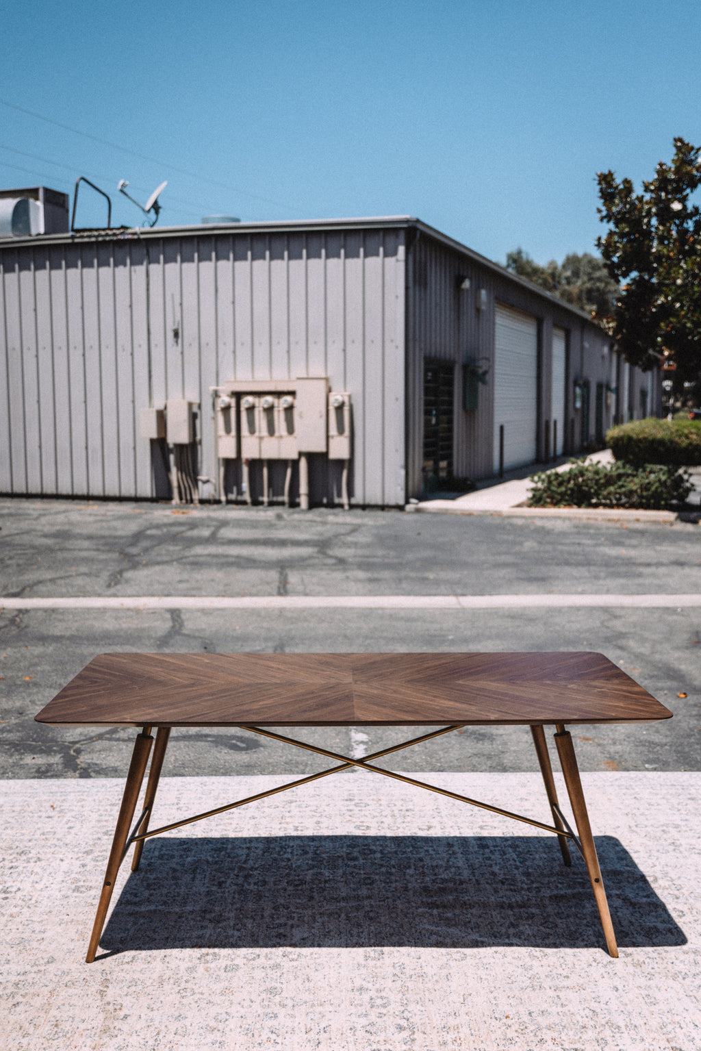 Castlery Lily Dining Table, 71", for 6 people