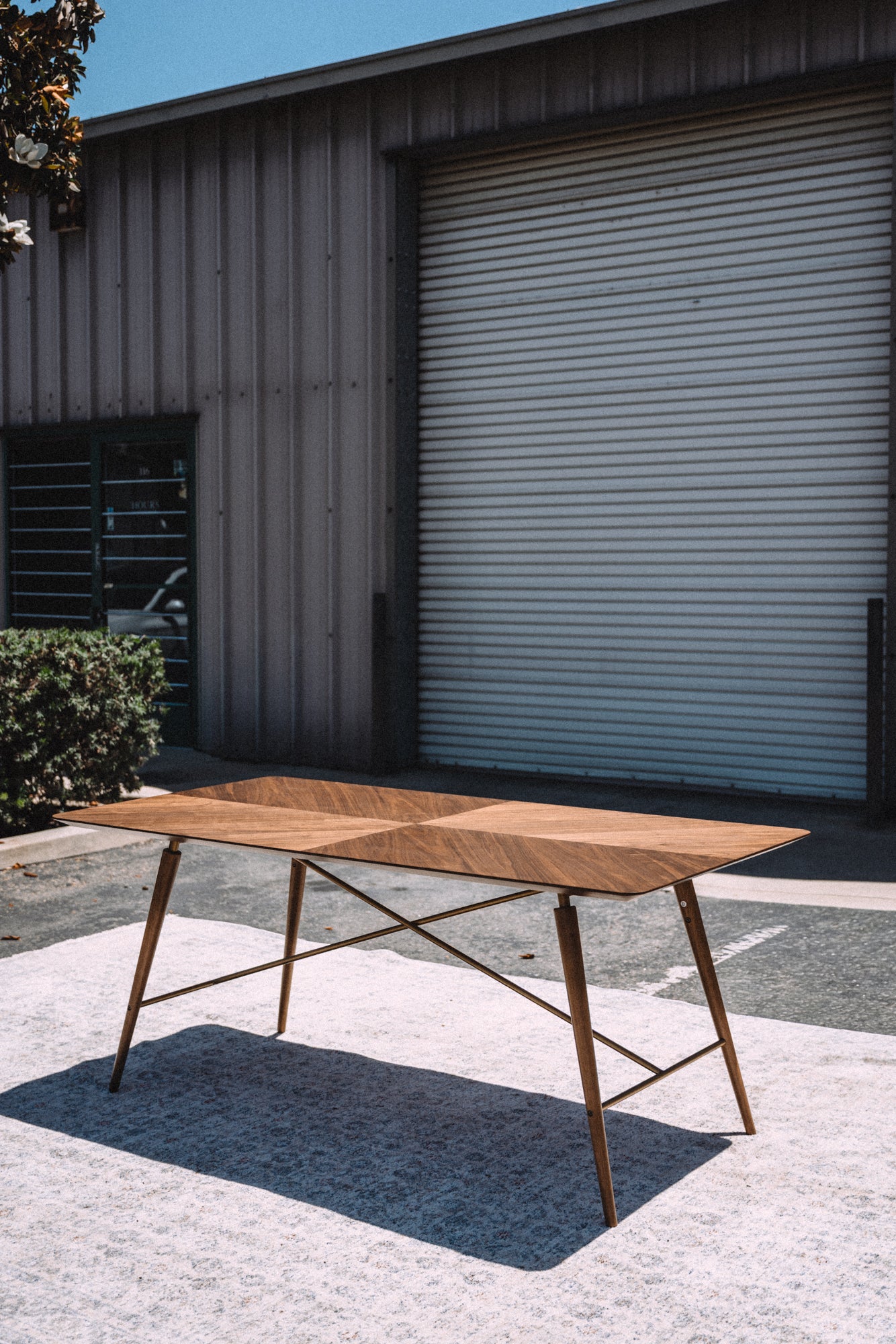 Castlery Lily Dining Table, 71", for 6 people