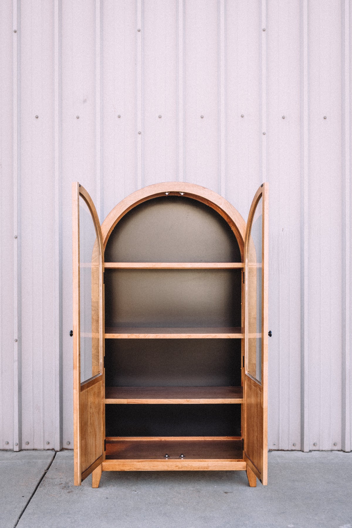 Lola Cabinet
