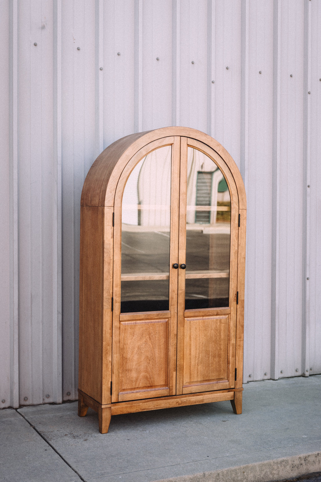 Lola Cabinet
