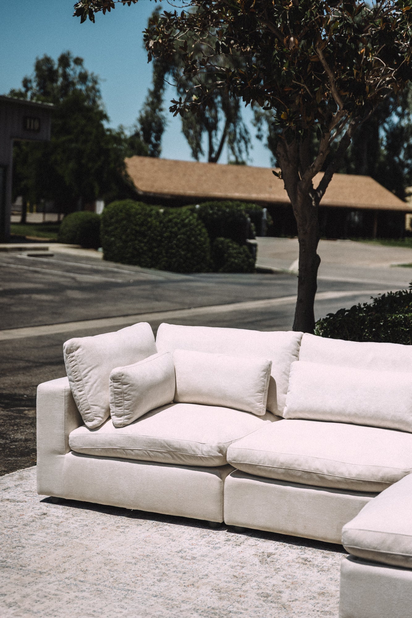 4PC Luxe Cloud Sectional