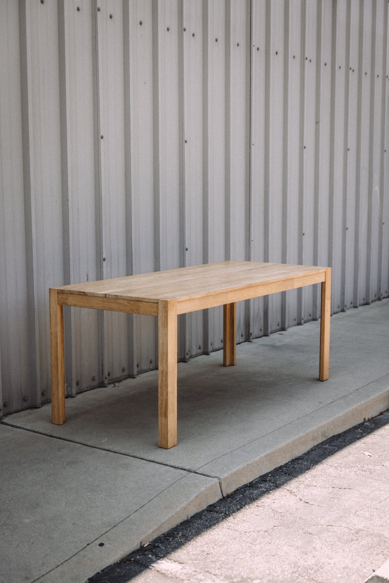 Mopio Logan Solid Wood Extendable Dining Table