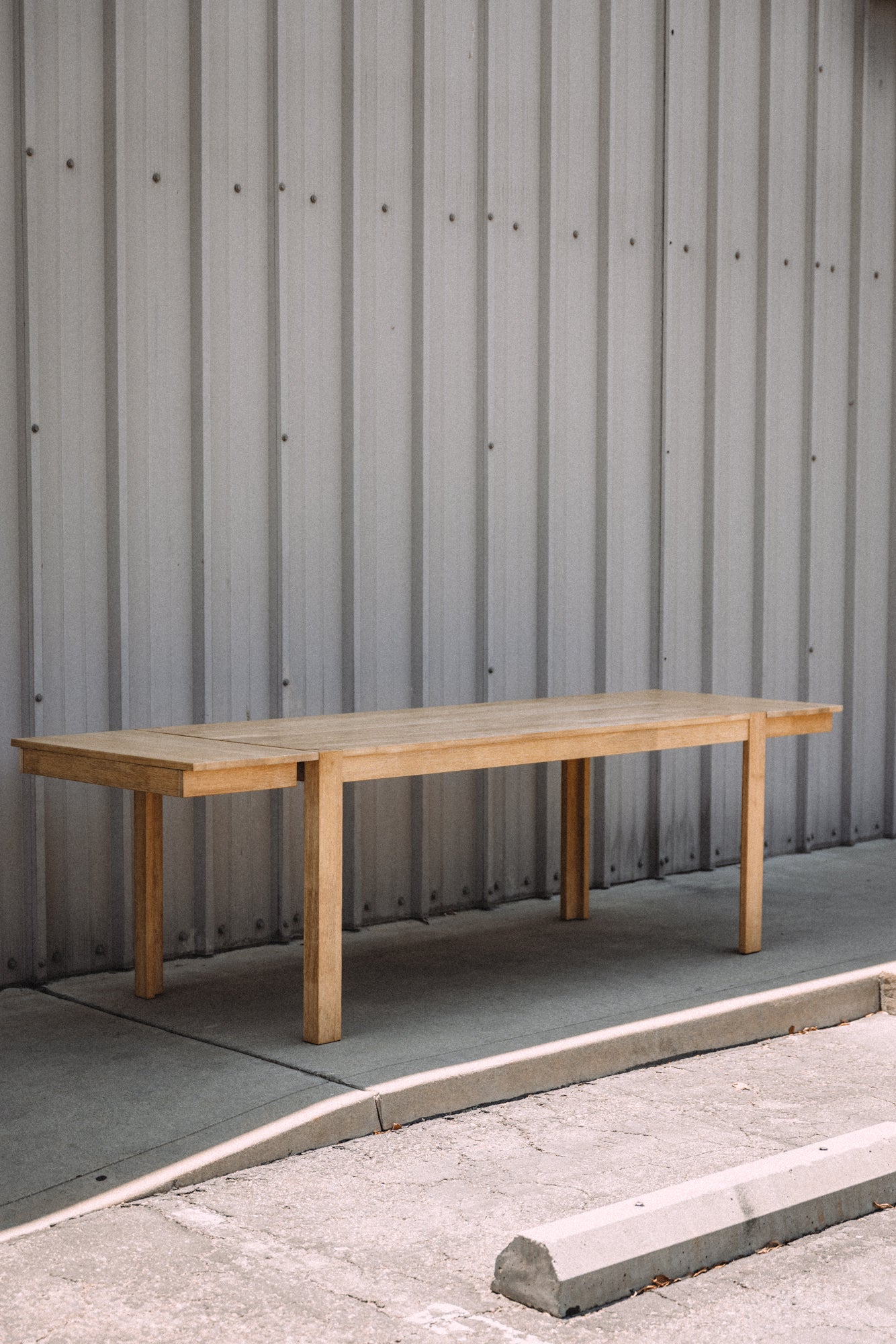 Mopio Logan Solid Wood Extendable Dining Table