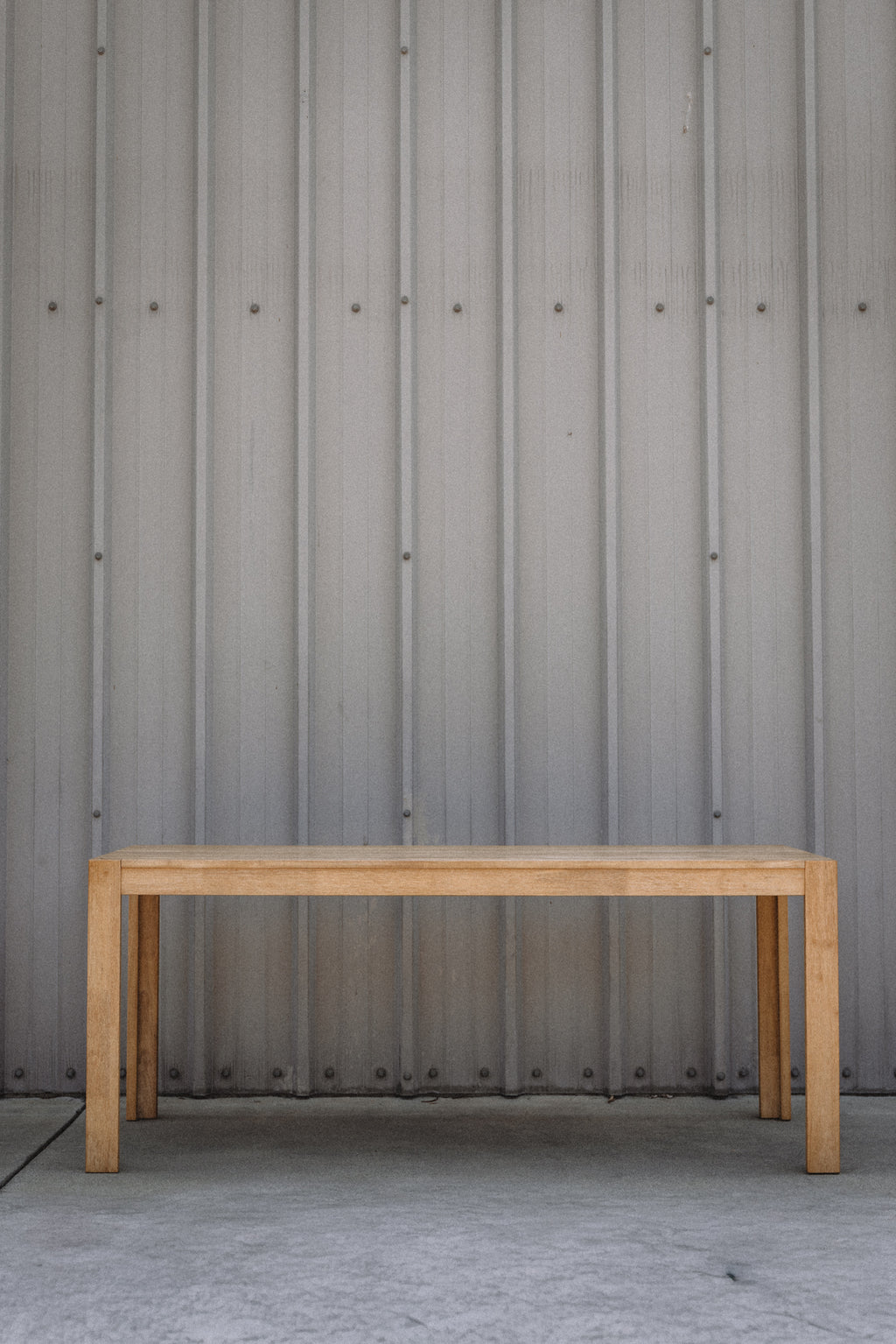 Mopio Logan Solid Wood Extendable Dining Table