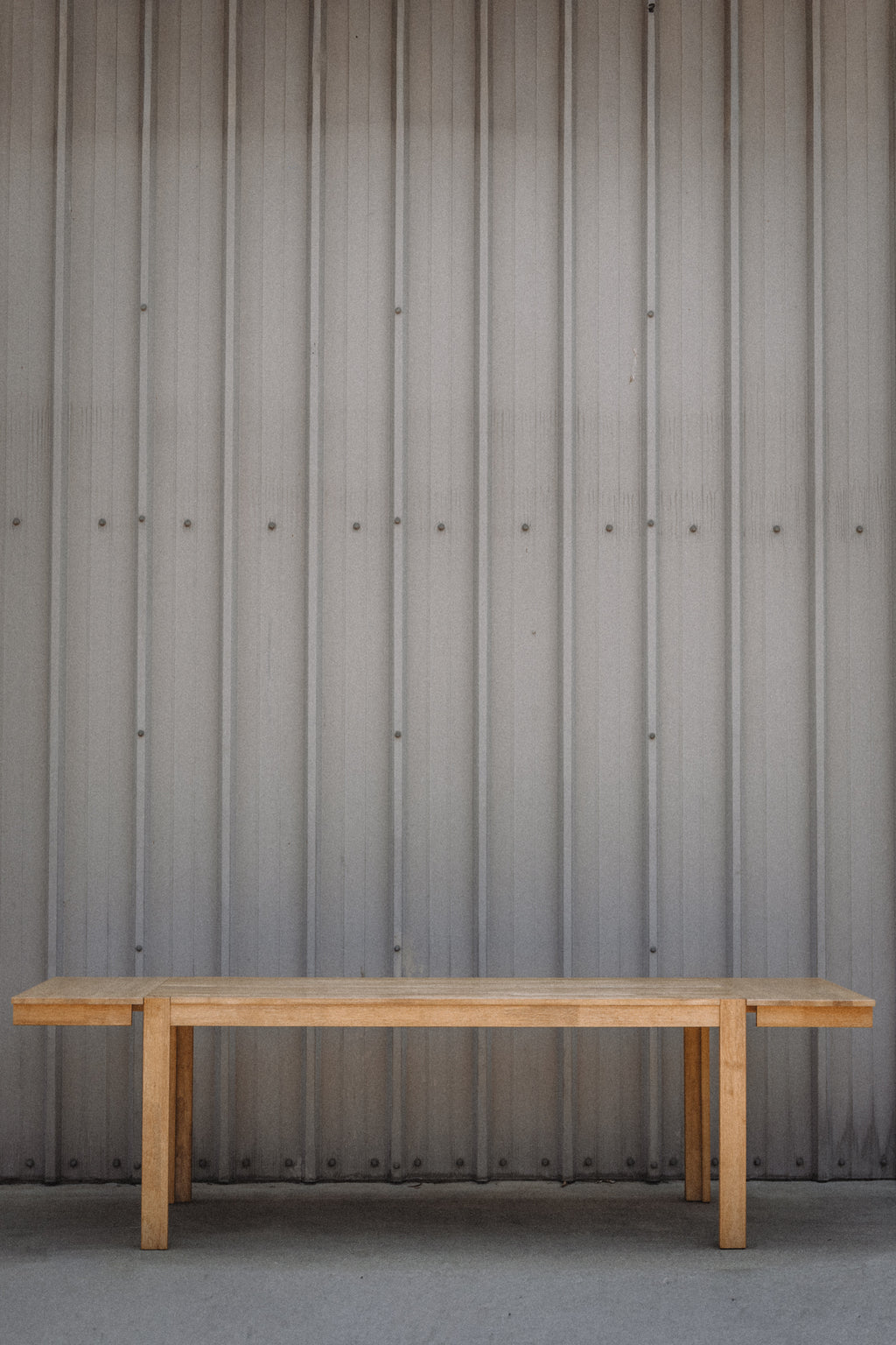 Mopio Logan Solid Wood Extendable Dining Table