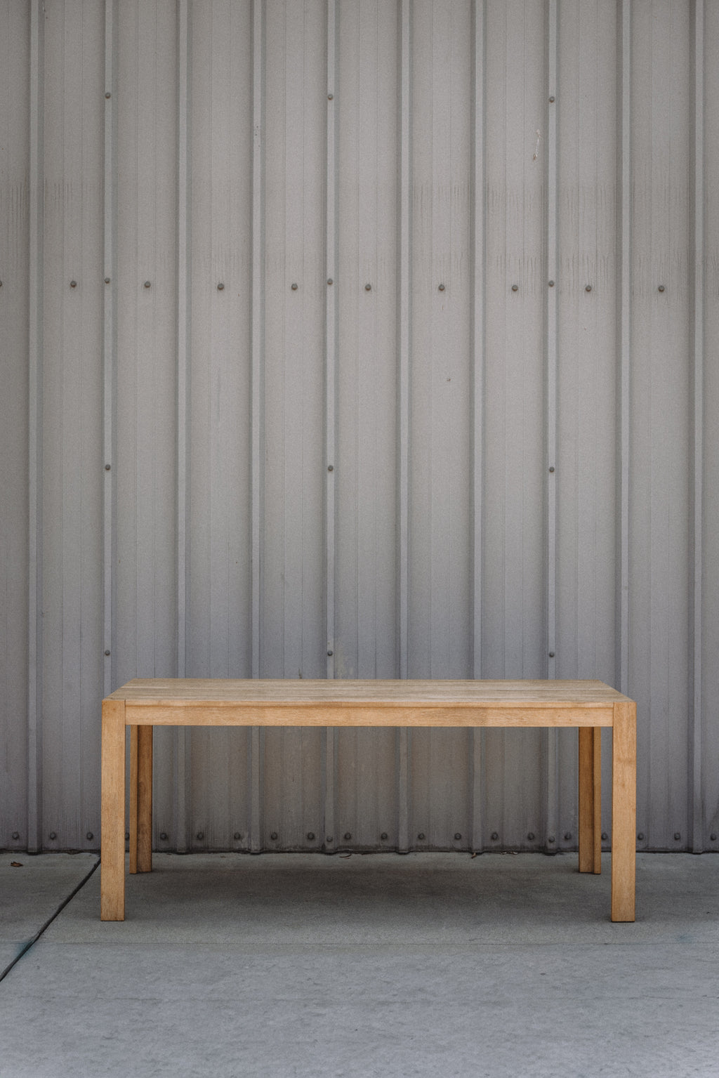 Mopio Logan Solid Wood Extendable Dining Table