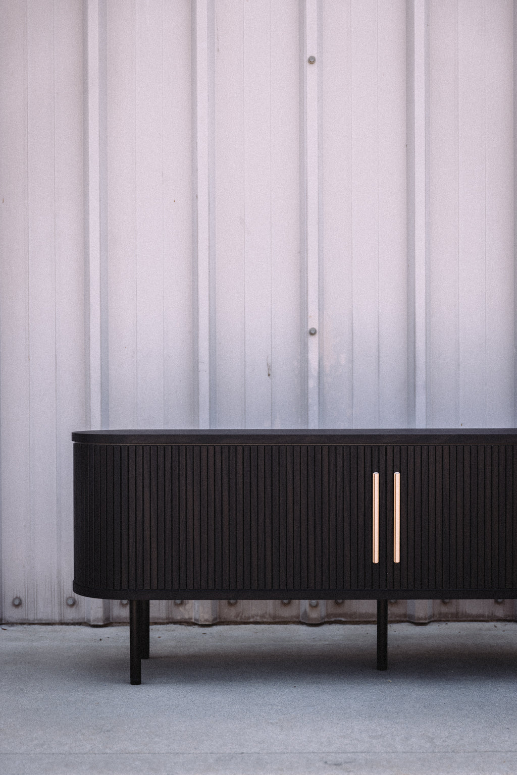 Mopio Quin Tambour 59" TV Stand