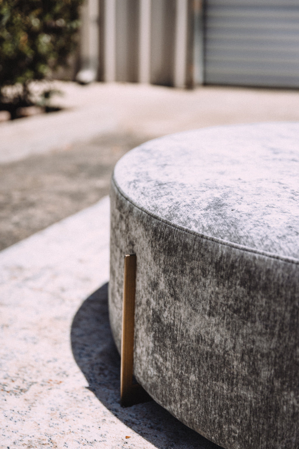Oversized Round Porter Ottoman