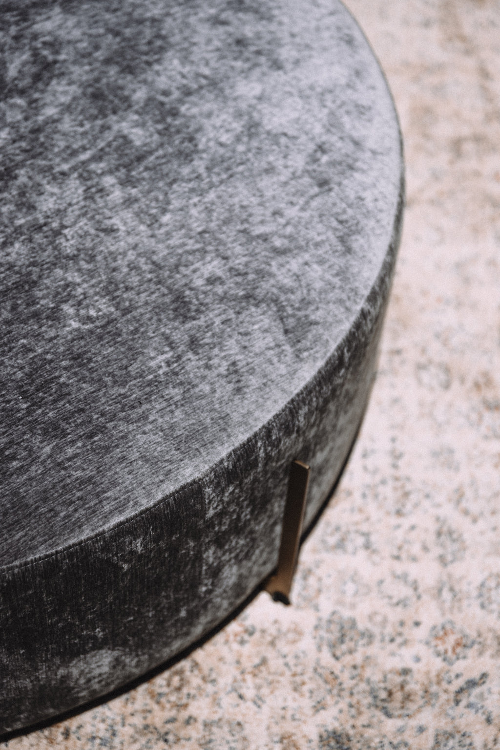 Oversized Round Porter Ottoman